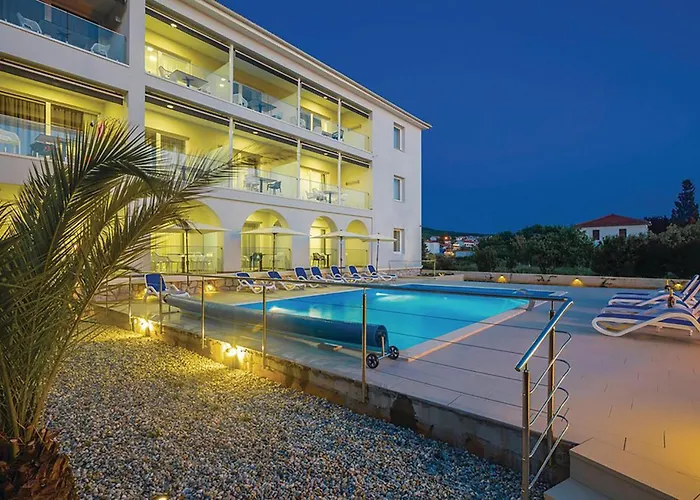 Beautiful In With House Sea View