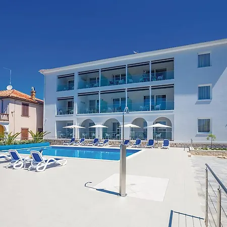Lovely In With House Sea View Апартаменты