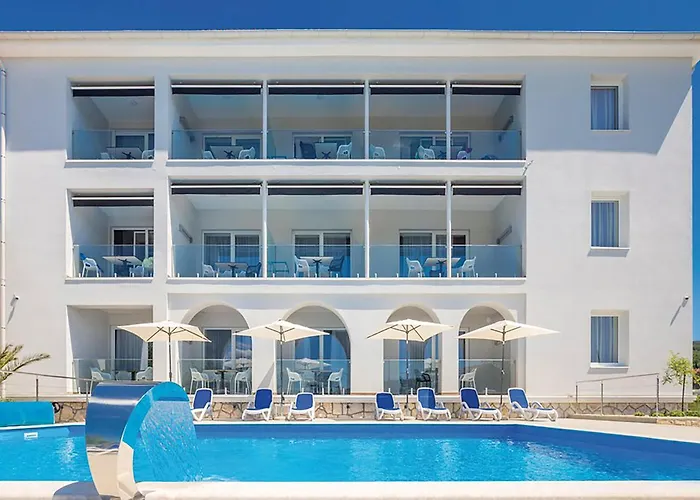 Apartment Beautiful In With House Sea View