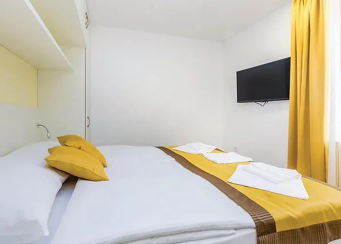 Beautiful In With House Sea View